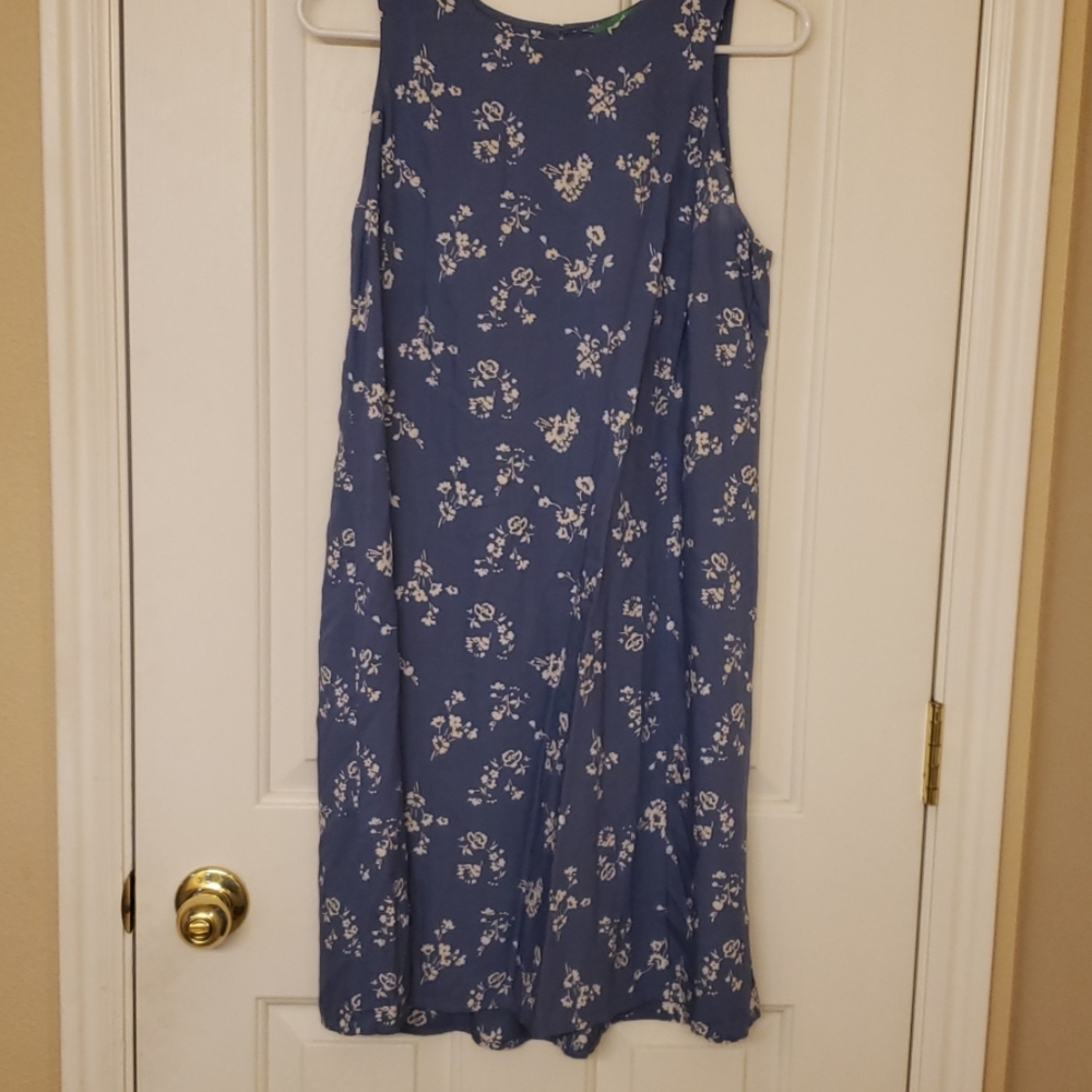 Blue dress